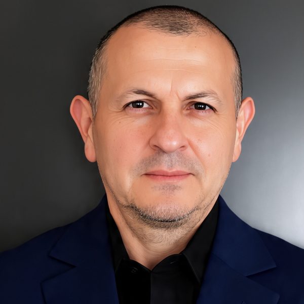 Milton Grijalva, founder of Vantical Risk